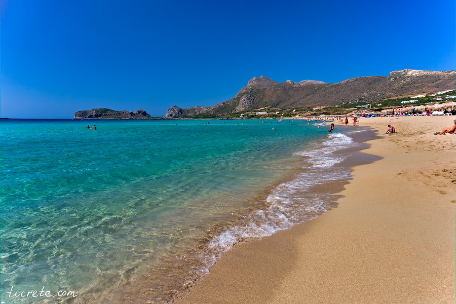 Удивительные краски моря на пляже Фалассарна (западный Крит)