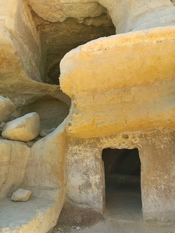 Пещеры на Матале. Греция, остров Крит 2020