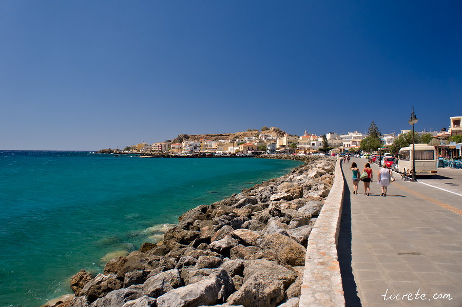 Посёлок Палеохора - популярный туристический курорт на юго-западе острова Крит