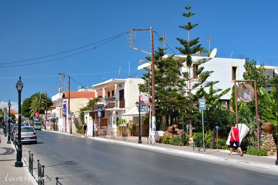 Платаньяс - посёлок на западе острова Крит
