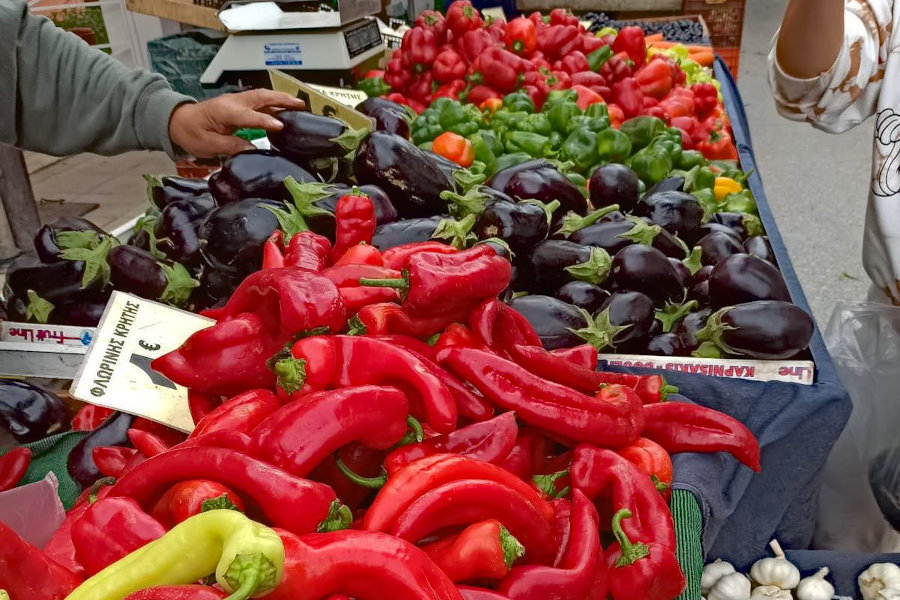 Фермерский рынок в Ханье во время карантина. 12 ноября 2020