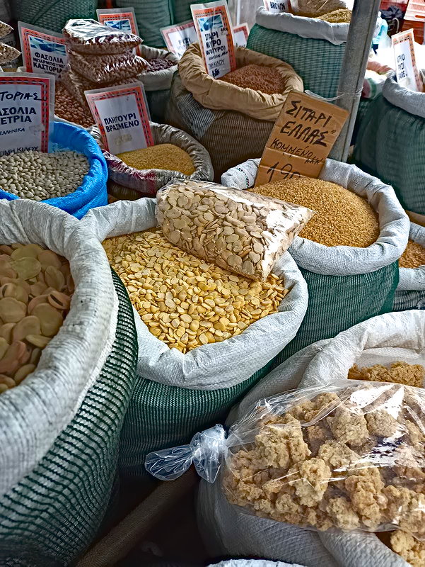 Фермерский рынок (Лайки Агора) в Ханье. Западный Крит. 12 ноября 2020