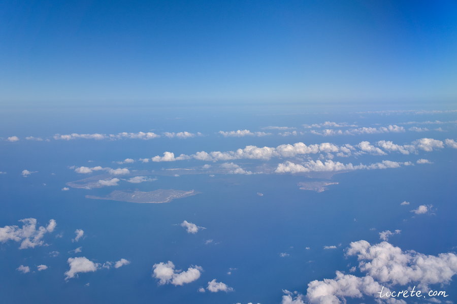 Санторини с высоты птичьего полёта. Октябрь 2014