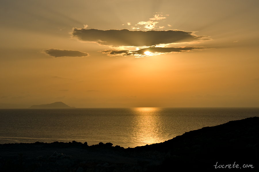 Закат на Ставрос. Западный Крит в октябре