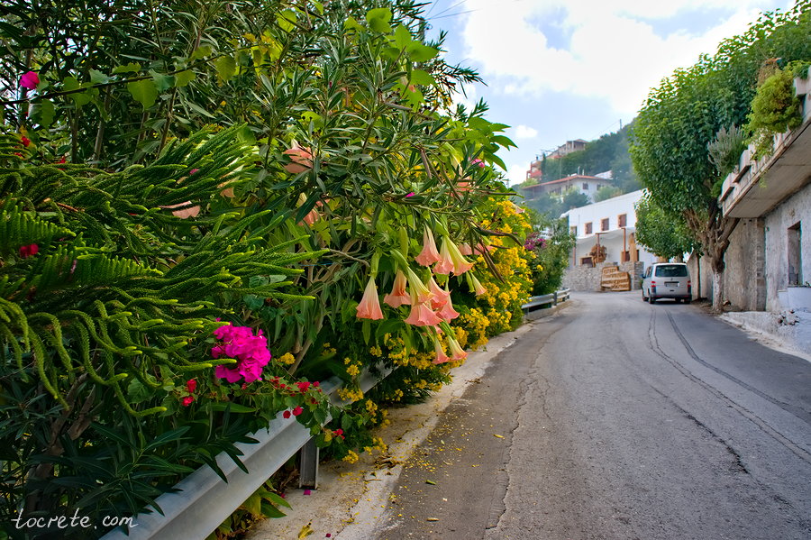 Деревня Аксос. Крит в октябре