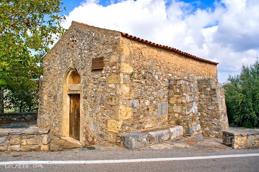 Церкви на Крите. Деревня Аксос