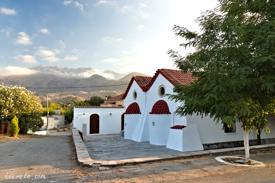 Церковь Святого Иоанна Богослова в Камби. Крит, Греция