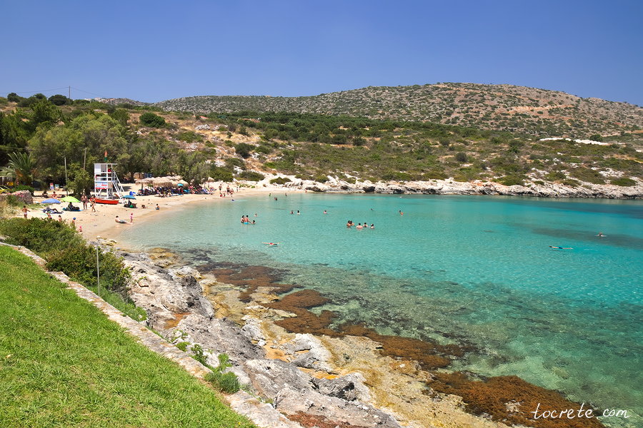 Пляж Лутраки. Греция, остров Крит. Июнь 2019