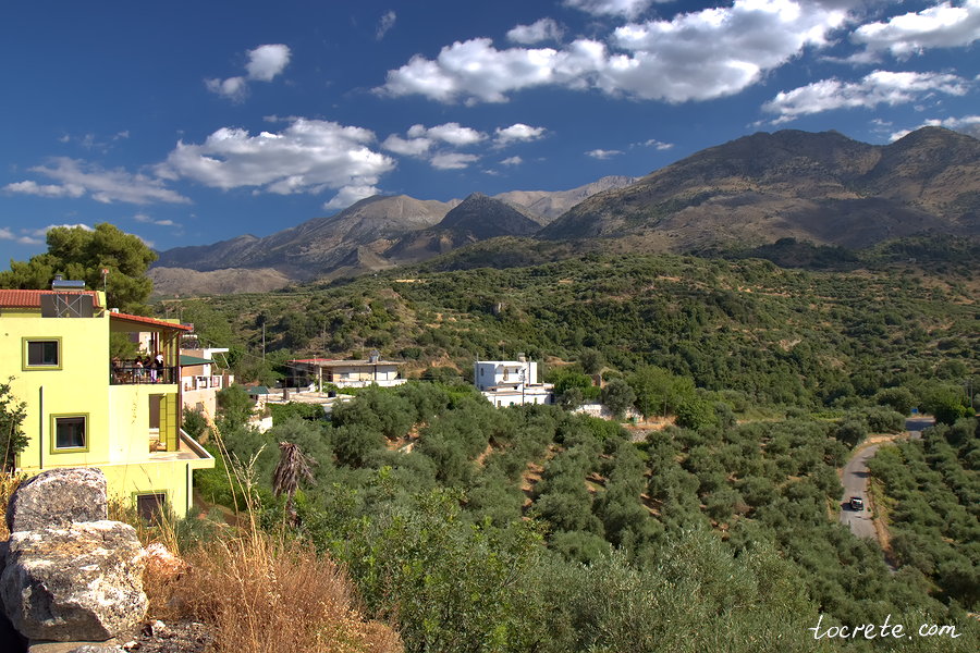 Виды из деревни Рамни. Западный Крит. Июнь 2019