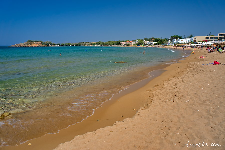 Пляж Гларос в деревне Като Дарацо на Крите