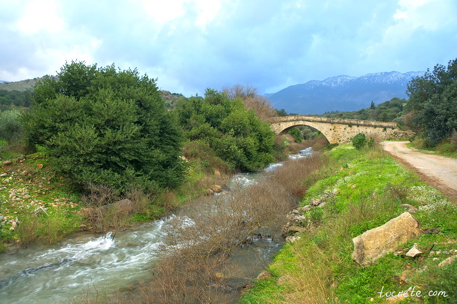 Река Бутакас. Остров Крит, провинция Апокоронас