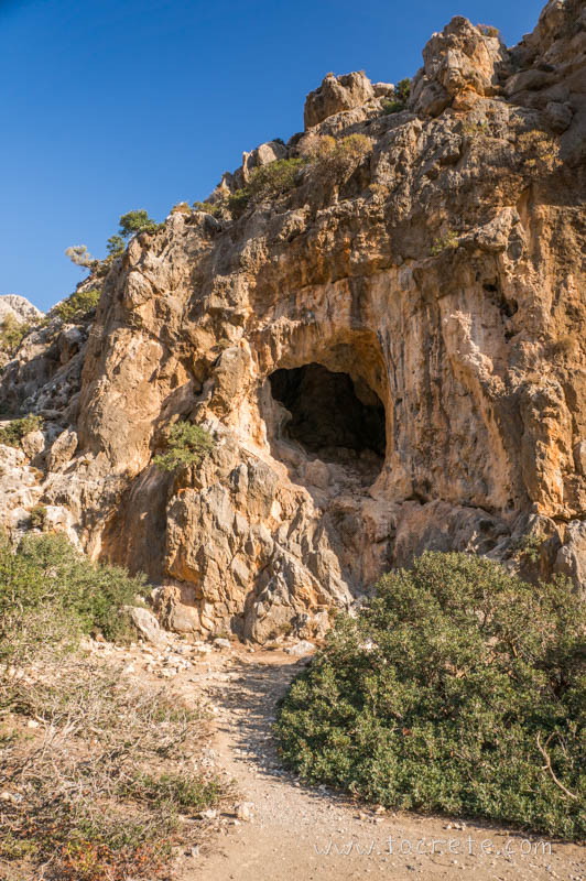 Ущелье Агиофаранго (Αγιοφάραγγο, Agiofarango)