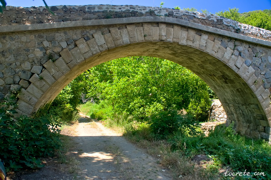 Мост Лахана в ущелье Рихтис