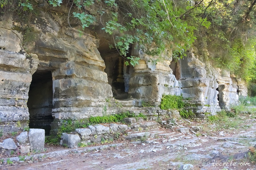 Древний некрополь в Аргируполи