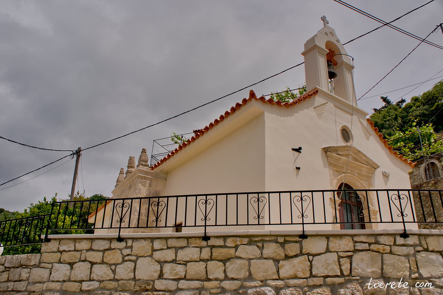 Церкви в Мундрос