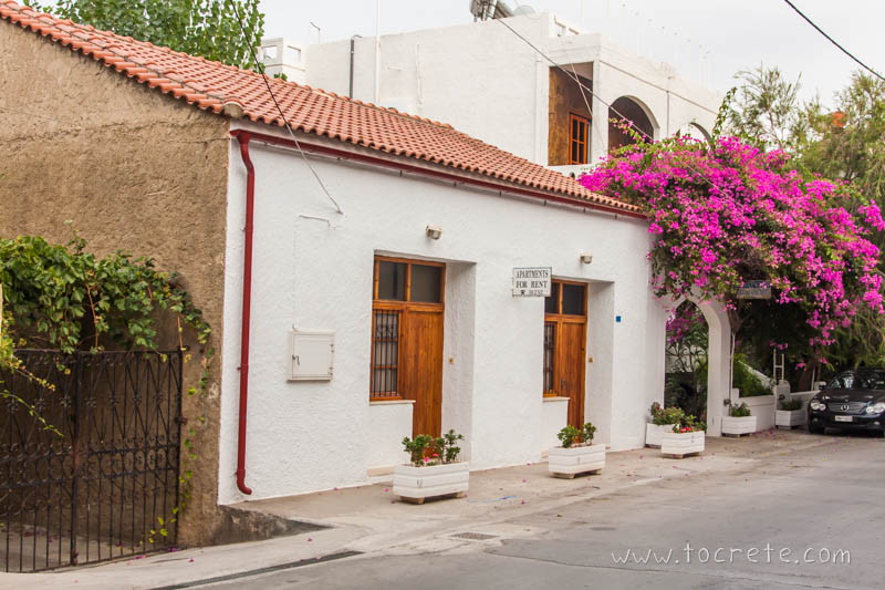 Каливес (Καλύβες, Kalives)