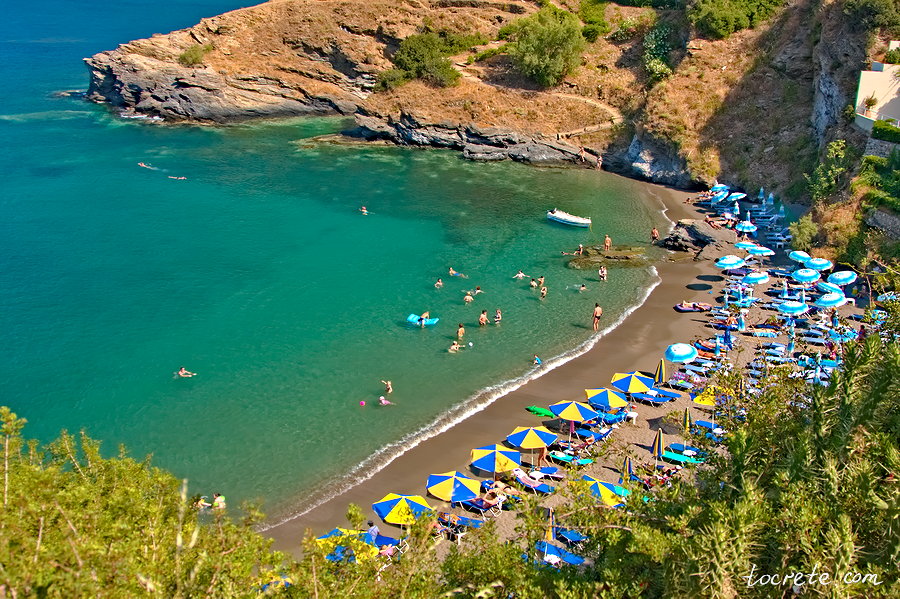 Пляж у отеля Mithos Beach Пляж у отеля Mithos Beach