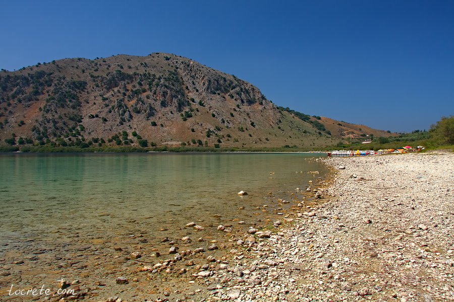 Пляж на озере Курнас Пляж на озере Курнас