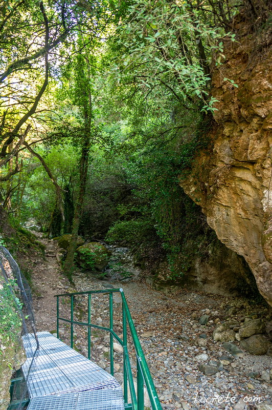 Ущелье Саракина в Мескле (Sarakina Gorge in Meskla)