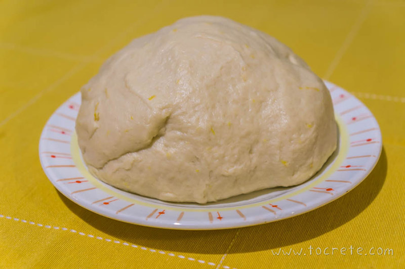 Критские пирожки с луком