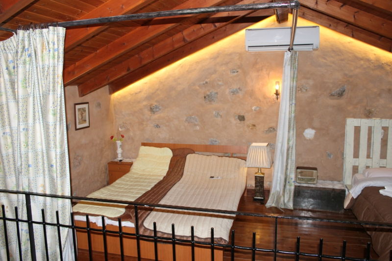 Каменный дом Elia Traditional Stone House в Агиос Георгиос (обл. Ханья, западный Крит) Каменный дом Elia Traditional Stone House в Агиос Георгиос (обл. Ханья, западный Крит)